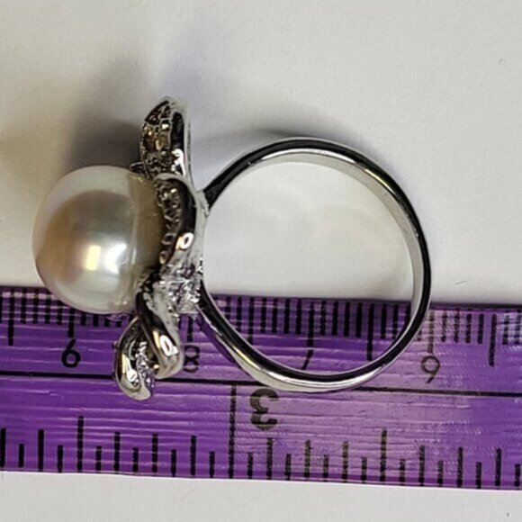 Genuine Off White Pinkish Pearl and Swaroski Flower Ring Size 7.5 - Picture 8 of 12